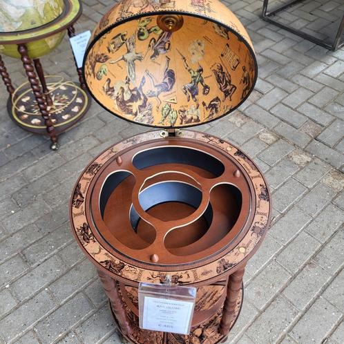 Drankglobe Zoffoli, bruine wereldbol met draaibare binnenbar, Huis en Inrichting, Woonaccessoires | Wereldbollen, Gebruikt, Ophalen