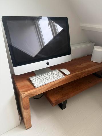 Apple iMac computer + keyboard + mouse beschikbaar voor biedingen
