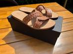 Nieuwe slippers schoenen van Toral maat 37, Slippers, Toral, Bruin, Verzenden
