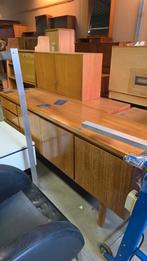 Vintage houten dressoir, Ophalen of Verzenden, Gebruikt