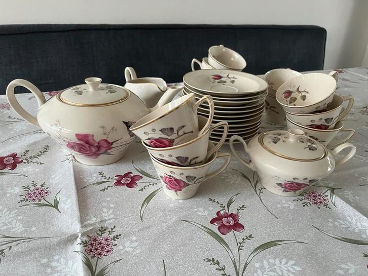 Chodziez cremekleurig rozen theeservies, Antiek en Kunst, Antiek | Servies compleet, Ophalen of Verzenden