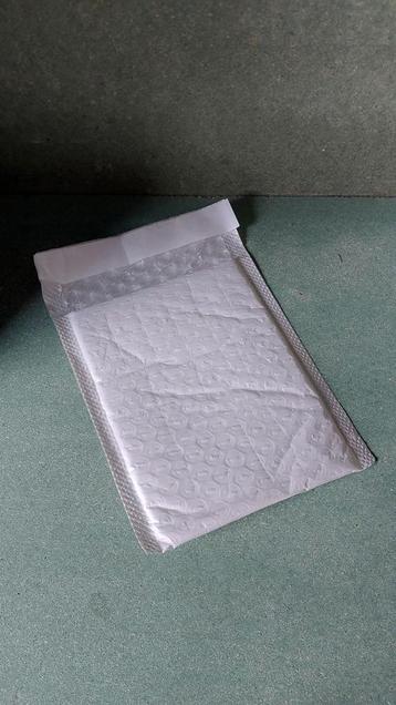 Witte Bubbel Envelop - Nieuw beschikbaar voor biedingen