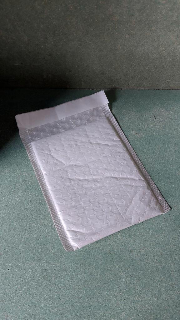 Witte Bubbel Envelop - Nieuw, Diversen, Rommelmarktspullen, Ophalen of Verzenden