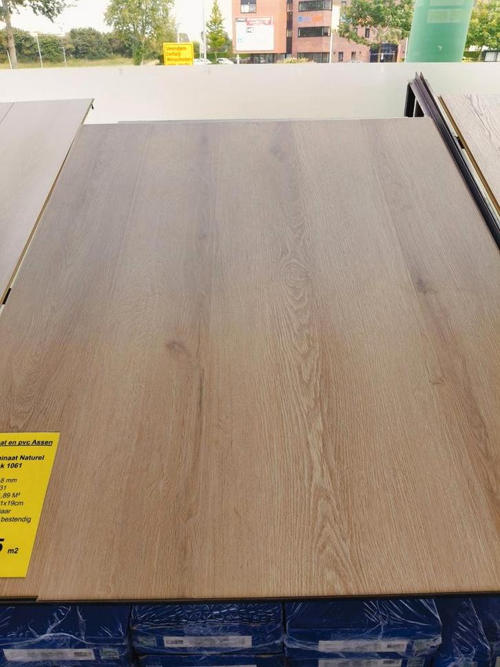 Laminate flooring Naturel Oak Klik Laminaat 12,95 /M², Huis en Inrichting, Stoffering | Vloerbedekking, Nieuw, Laminaat, Overige kleuren
