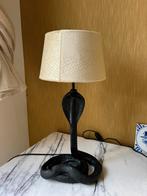 Zwarte slangen tafellamp met lampenkap, Huis en Inrichting, Lampen | Tafellampen, Ophalen, Zo goed als nieuw, Kunststof, 50 tot 75 cm