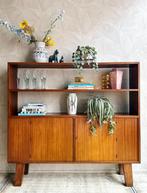 Vintage jaren 60 boekenkast / highboard / roomdidiver hout, Huis en Inrichting, Kasten | Wandmeubels, Ophalen, Pand 96, Koestraat 96