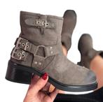 ‼️ SUPER SALE Suedine Biker Boot Grijs met gespen, Ophalen of Verzenden, Nieuw, Grijs, Lage of Enkellaarzen