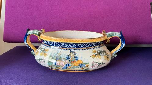 Grote Jardiniere-potplanter met ovale handgreep. Frankrijk, Antiek en Kunst, Antiek | Keramiek en Aardewerk, Ophalen