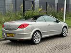 Opel Astra TwinTop 1.8 Enjoy 2007 Navi Dak gaat niet open, Auto's, Opel, 4 cilinders, Cabriolet, 4 stoelen, 1796 cc
