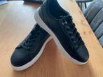Zwarte sneakers maat 40, Zwart, Ophalen of Verzenden, Sneakers of Gympen, Zo goed als nieuw