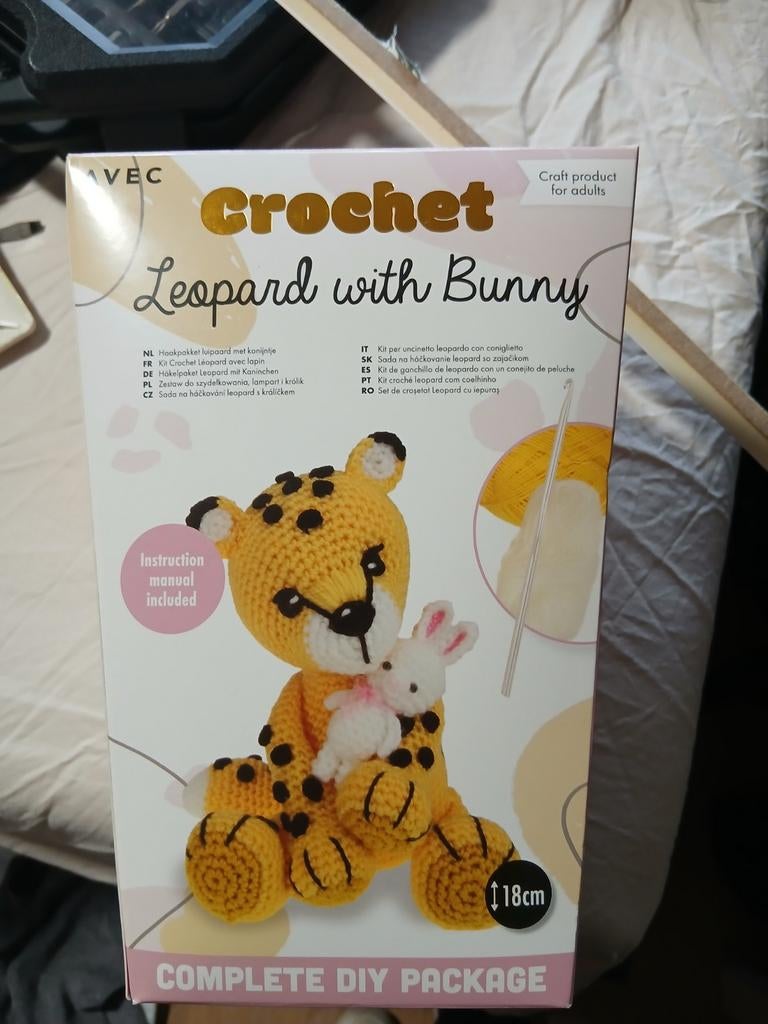 Haakpakket - Luipaard met Konijn, Hobby en Vrije tijd, Breien en Haken, Nieuw, Haken, Overige typen, Ophalen