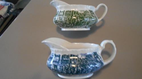 1x sauskom sju kom groen engels servies Royal Tudor, Antiek en Kunst, Antiek | Servies los, Ophalen of Verzenden