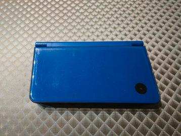 Nintendo dsixl blue met games en lader beschikbaar voor biedingen