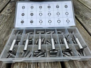 Bitjes en bithouder assortiment 114 dlg.    €  10,00 beschikbaar voor biedingen