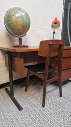 leuk vintage bureau/retro werkplek + stoel, Ophalen