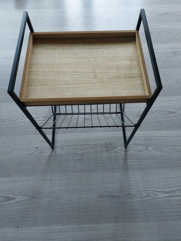 Lektuur tafeltje, Huis en Inrichting, Tafels | Bijzettafels, Ophalen, Rechthoekig, Minder dan 55 cm, Minder dan 45 cm