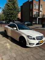 Mercedes-Benz C-Klasse 1.8 C180  AUT 2012, Auto's, Mercedes-Benz, Automaat, 1800 kg, 4 stoelen, 1796 cc