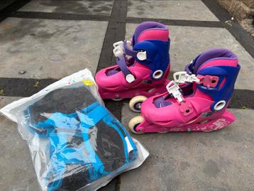 Roze skeelers/rolschaatsen + pols, elleboog en kniebescherm beschikbaar voor biedingen