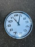 Wandklok 40cm en hoogte rand 10cm, Ophalen of Verzenden, Zo goed als nieuw