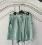 Nieuwe korte broek C&S maat L, Kleding | Dames, Broeken en Pantalons, Ophalen of Verzenden, Nieuw, Kort