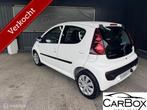 Peugeot 107 1.0 Active LED, Voorwielaandrijving, Gebruikt, 4 stoelen, Origineel Nederlands