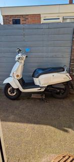 te koop Kymco voor loop of sloop, Fietsen en Brommers, Scooters | Kymco, Ophalen, Gebruikt