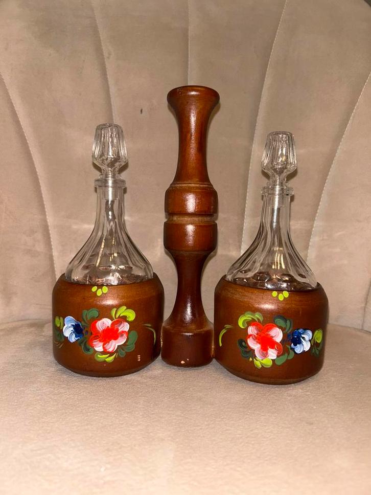 Vintage Oost-Europese volkskunst likeurset handbeschilderd, Antiek en Kunst, Antiek | Glas en Kristal, Ophalen of Verzenden