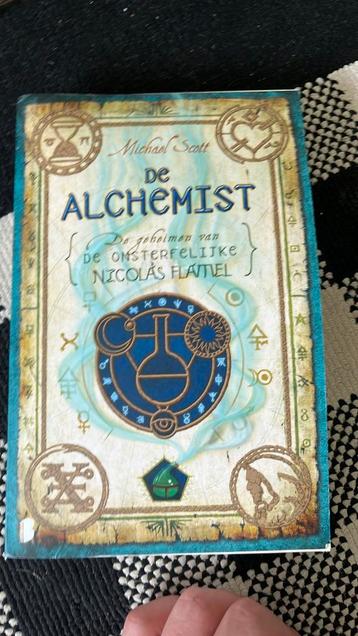 Michael Scott - De alchemist beschikbaar voor biedingen