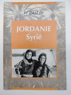 Jordanië en Syrië reisgids, serie 'te gast in', Overige merken, Ophalen of Verzenden, Zo goed als nieuw, Reisgids of -boek