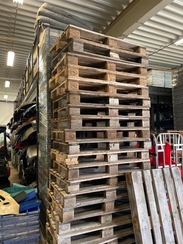 Grote partij Europallets euro pallets 50 stuks beschikbaar voor biedingen