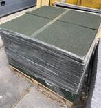 100 st Groene rubberen-/softtegels (50x50x2.5cm), Ophalen, 40 tot 60 cm, Nieuw, 10 m² of meer