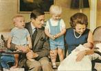 Prinses Beatrix en Prins Claus met hun zonen., Verzamelen, Koninklijk Huis en Royalty, Nederland, Zo goed als nieuw, Kaart, Foto of Prent