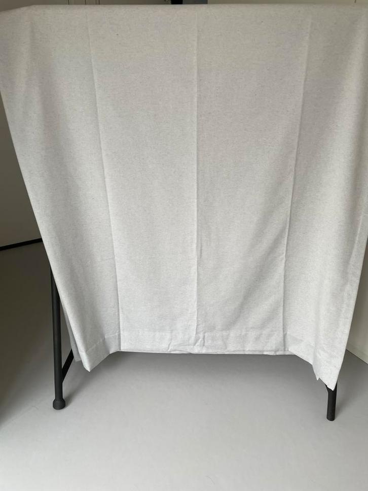 Hema gordijn lichtgrijs gemêleerd, Huis en Inrichting, Stoffering | Gordijnen en Lamellen, Zo goed als nieuw, 200 cm of meer, 200 cm of meer
