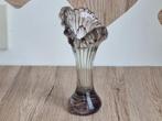 Mooie Vintage Schulp Vaas Aubergine gevlamd Glas Murano, Antiek en Kunst, Verzenden