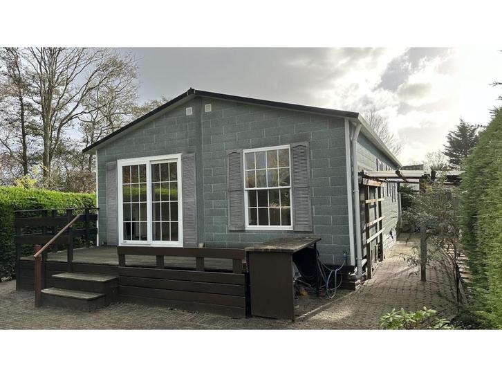 Chalet te koop met eigen grond bij Schoorl aan Zee,N-H R#52R, Caravans en Kamperen, Stacaravans