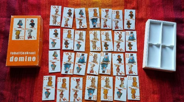 Fabeltjeskrant domino - spel uit 1968 - compleet - IZGST, Antiek en Kunst, Antiek | Speelgoed, Ophalen of Verzenden