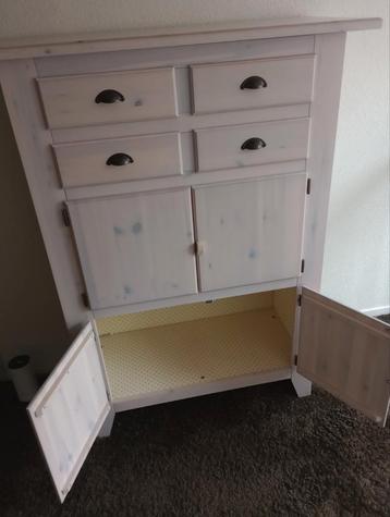 Leuke kast voor baby-/kinderkamer - snel ophalen! beschikbaar voor biedingen