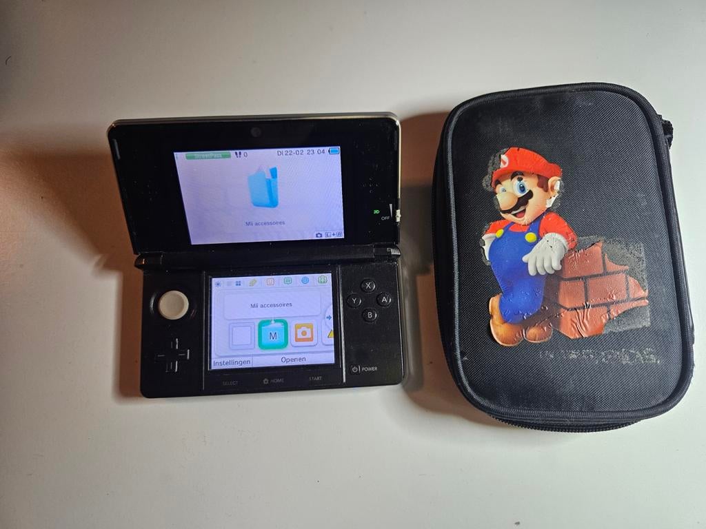 Nintendo 3DS met spellen en oplader, Ophalen of Verzenden, Gebruikt, 3DS, Overige typen