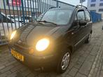 Daewoo Matiz 1.0! 5 Deurs! 1 Jaar Apk! Airco! Bluetooth!, Voorwielaandrijving, Stof, 64 pk, Zwart
