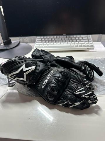 Nieuw! Alpinestars GP PRO R3 handschoenen beschikbaar voor biedingen