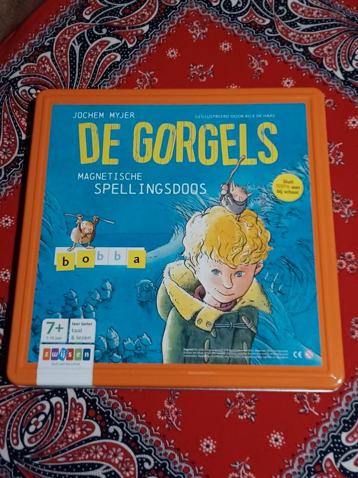 De gorgels magnetische spellingsdoos jochem myjer, Hobby en Vrije tijd, Gezelschapsspellen | Kaartspellen, Zo goed als nieuw, Ophalen of Verzenden