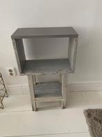 Zelfgemaakt vintage tafeltje kastje / bijzettafeltje hout., Huis en Inrichting, Ophalen, Gebruikt