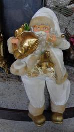 Veel kerstartikelen in nieuwe staat, Ophalen