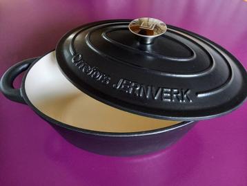 Ovale gietijzeren/geëmailleerde braadpan Orrefors Jernverk beschikbaar voor biedingen