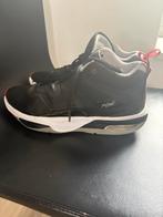 Jordan Flight maat 42,5 - Valt klein!, Kleding | Heren, Schoenen, Ophalen of Verzenden, Gedragen, Zwart, Sneakers of Gympen
