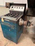 Hofmann balanceer apparaat machine, Ophalen