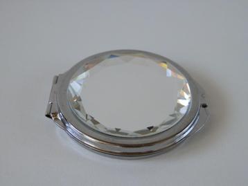 Witteveen spiegeltje. beschikbaar voor biedingen