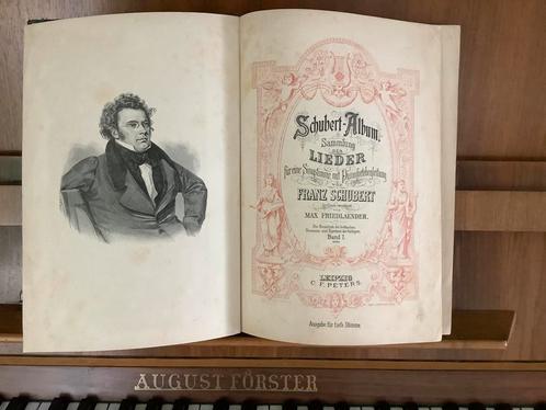 Antiek muziekboek- piano en zang: in goede staat!, Antiek en Kunst, Antiek | Boeken en Bijbels, Ophalen of Verzenden