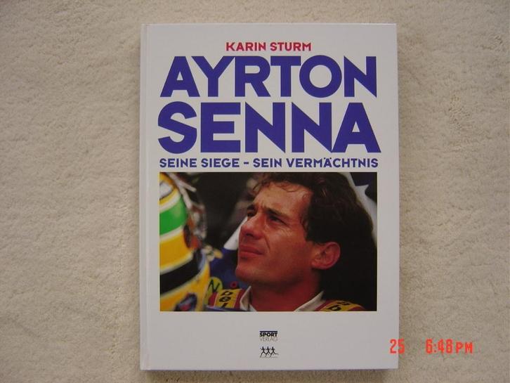 Ayrton Senna boek Karin Sturm book buch seine siege seine, Verzamelen, Automerken, Motoren en Formule 1, Zo goed als nieuw, Formule 1