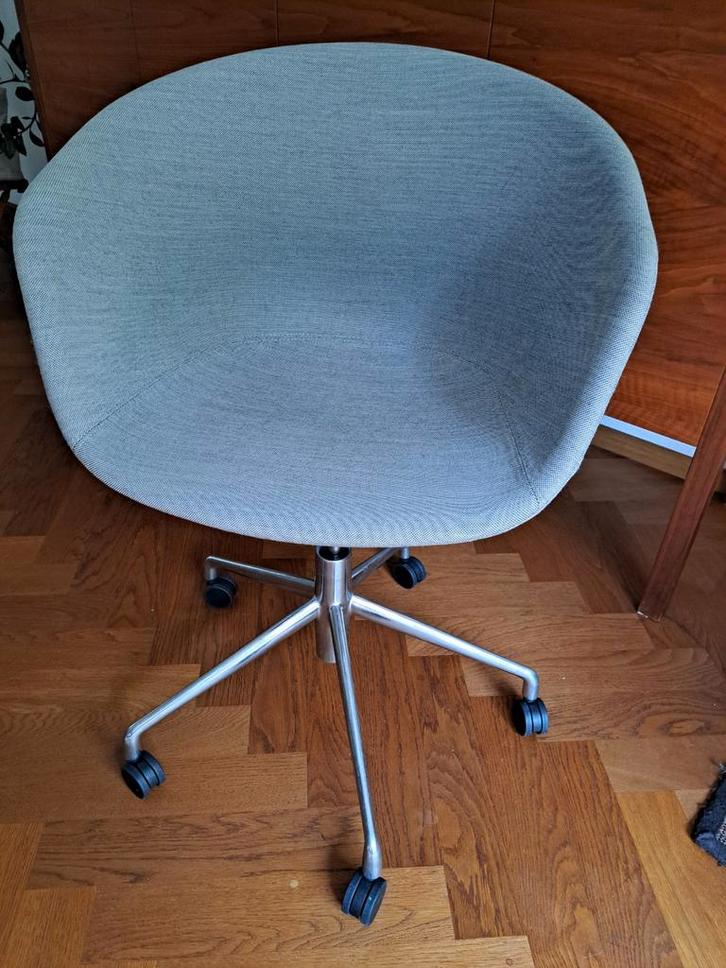 Vrijwel nieuwe Hay AAC53, Huis en Inrichting, Stoelen, Zo goed als nieuw, Eén, Grijs, Ophalen